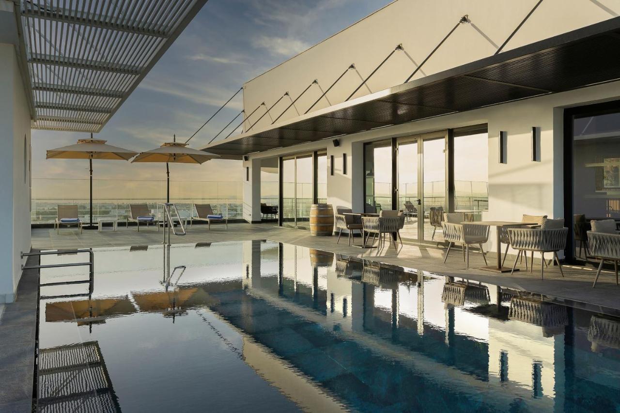 Tunis Marriott Hotel Exterior photo
