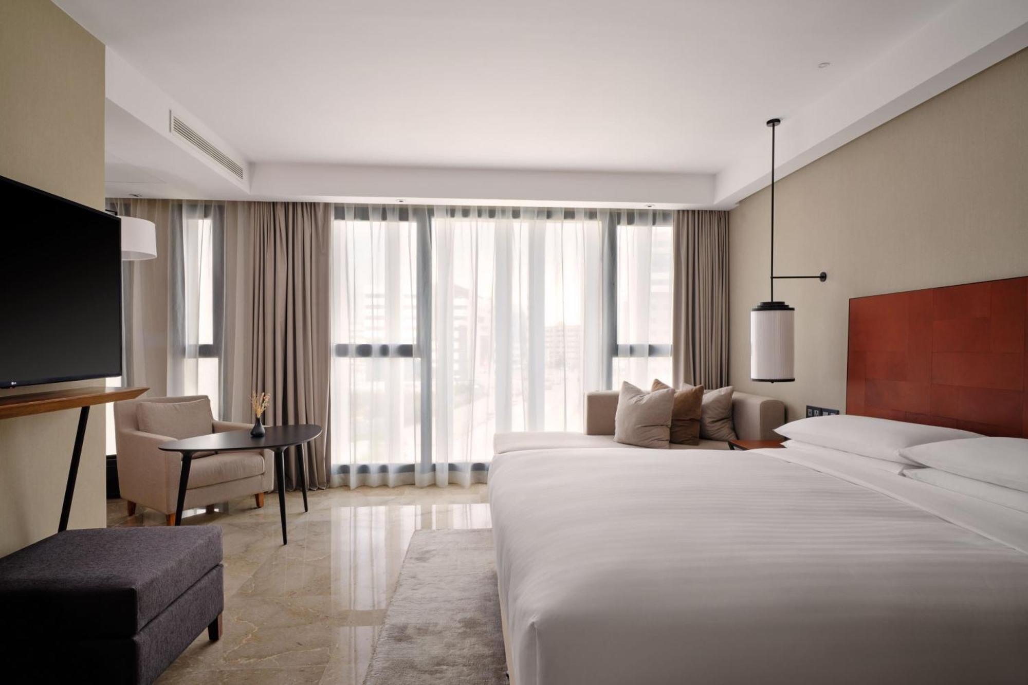 Tunis Marriott Hotel Exterior photo
