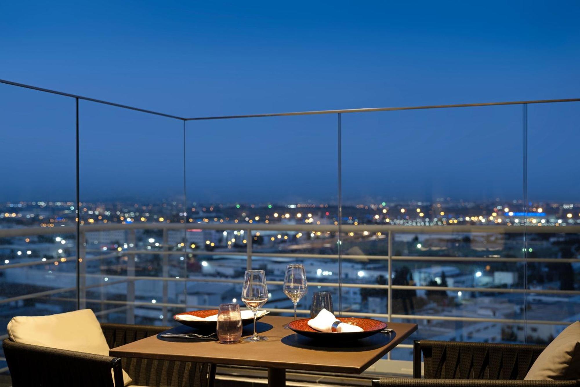 Tunis Marriott Hotel Exterior photo